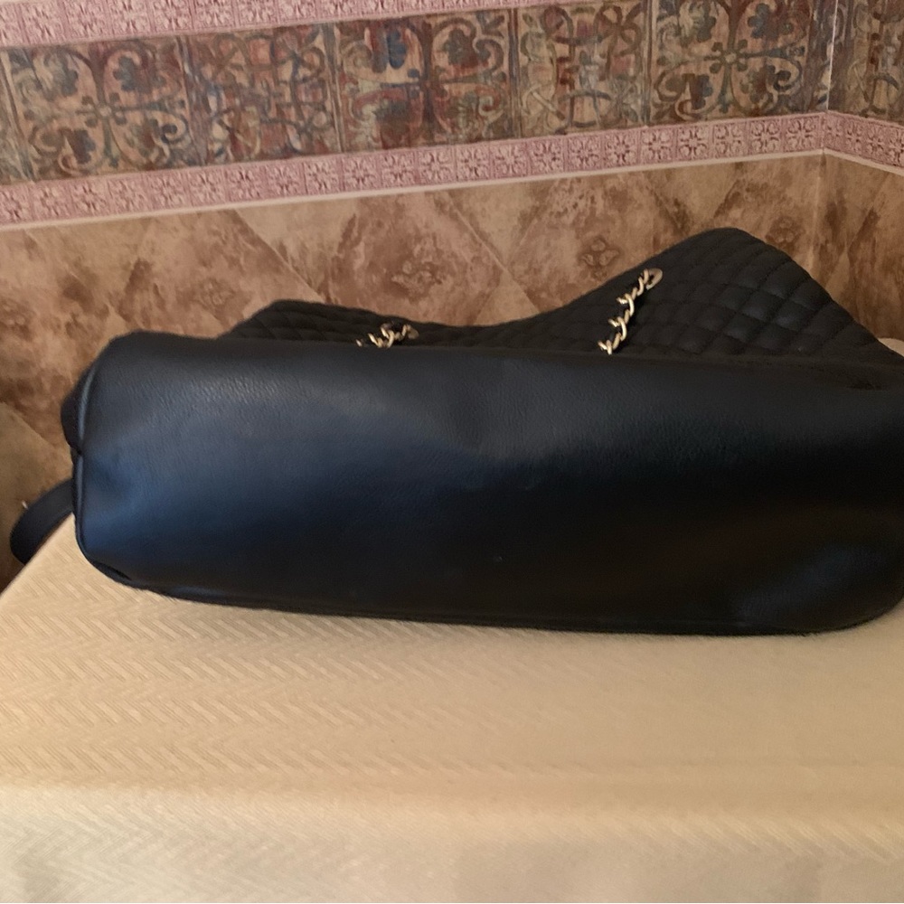 Handbag - Picture 6 of 6